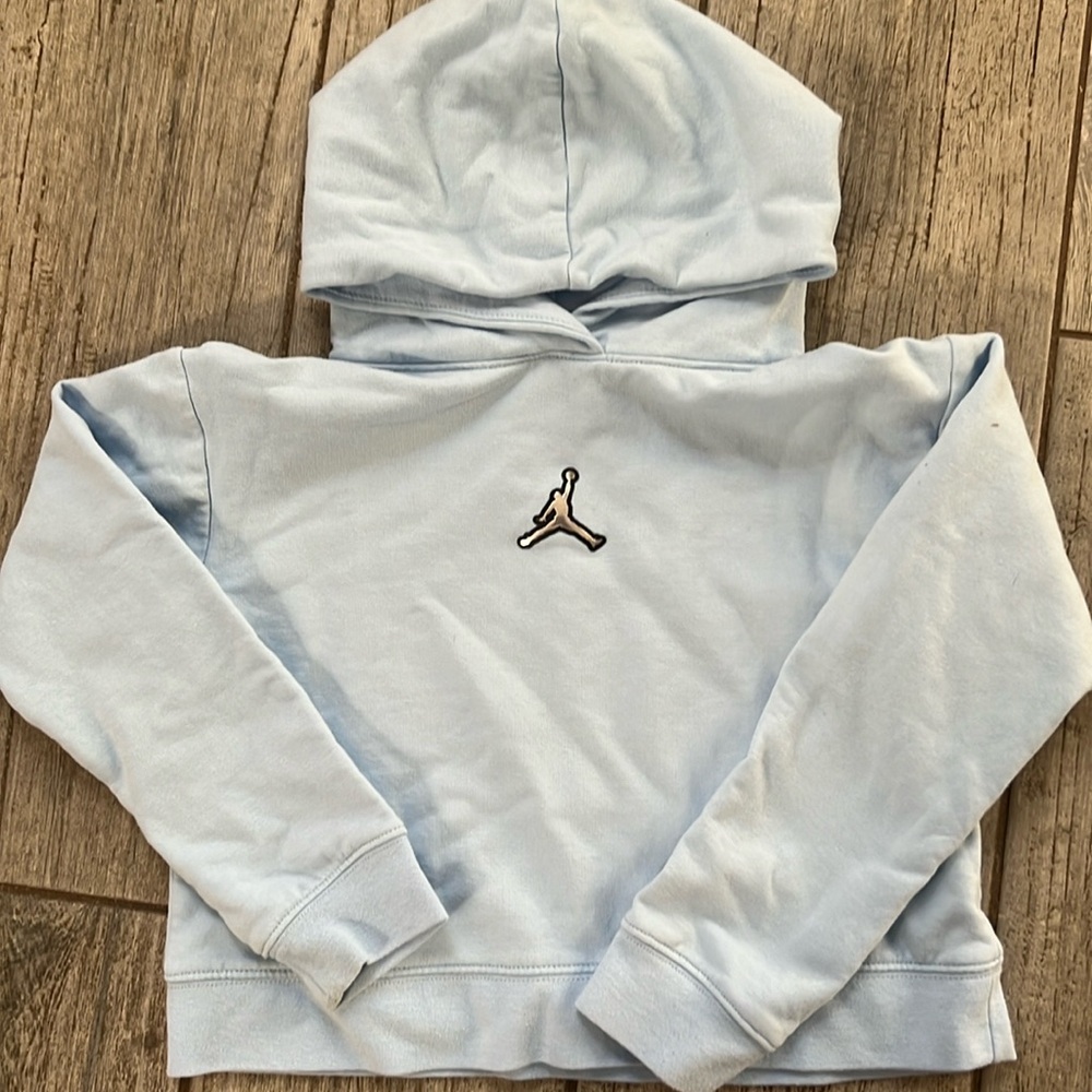 Kids JORDAN HOODIE. LIKE NEW. LIGHT BLUE. UNISEX SZ 6x